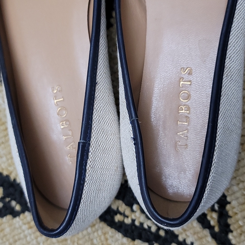 Talbots Flats - Straw Color with Blue & Gold Detailing- Size 7.5 - Picture 5 of 13
